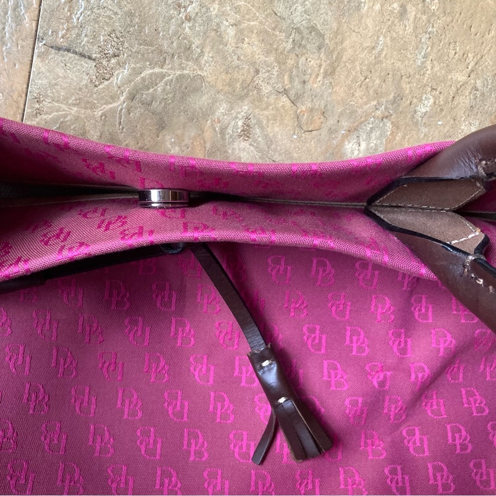 Vintage Dooney&Burke tote Handbag Pink with Logo Canvas and Dual Leather Handles - Picture 15 of 16
